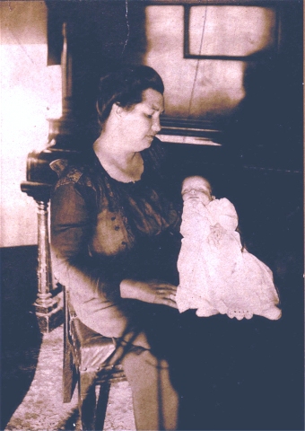 Florence (Main) Milledge and unidentified infant