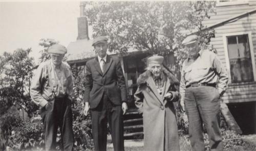 Scy, George, Carrie and Franklin in 1934 (from Shari Duffin)